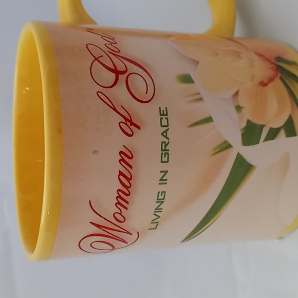 Yellow floral cup cta inc 2006 - Picture 1 of 4